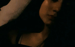 8-M pipisi olan adamlar